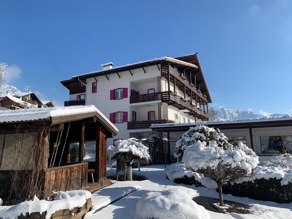 Hotel Latemar Castello-Molina di Fiemme Exterior photo